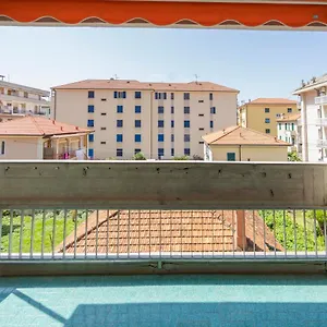 https://185-casa-via-genova-4-minutes-to-the-beach-on-foot.hotelitalianriviera.com